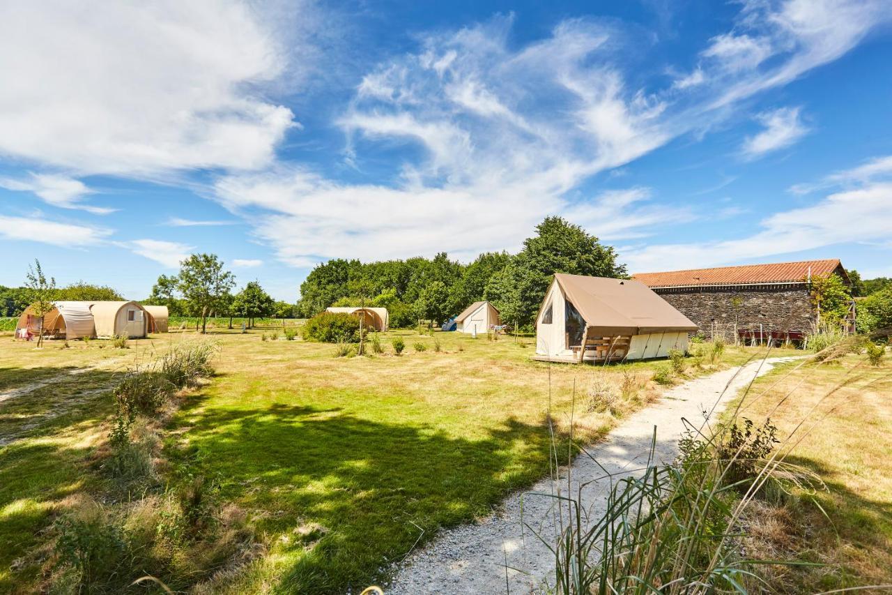 Domaine De L'Oiseliere Hotell Chauché Exteriör bild
